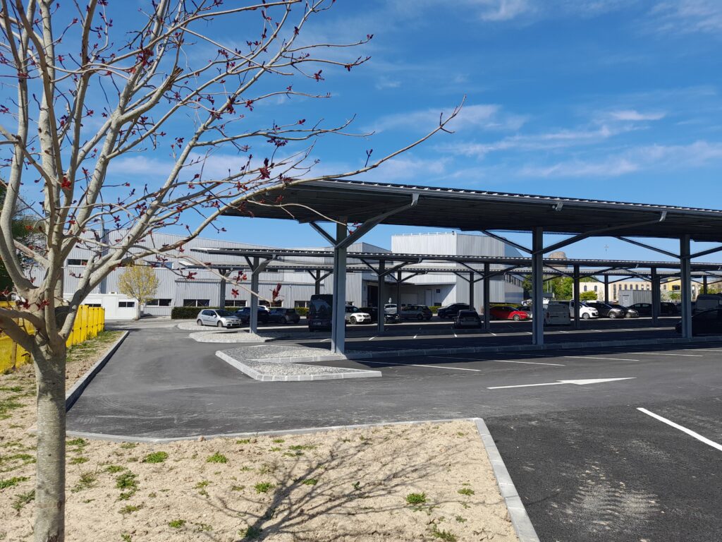Extension parking et création d'ombrières