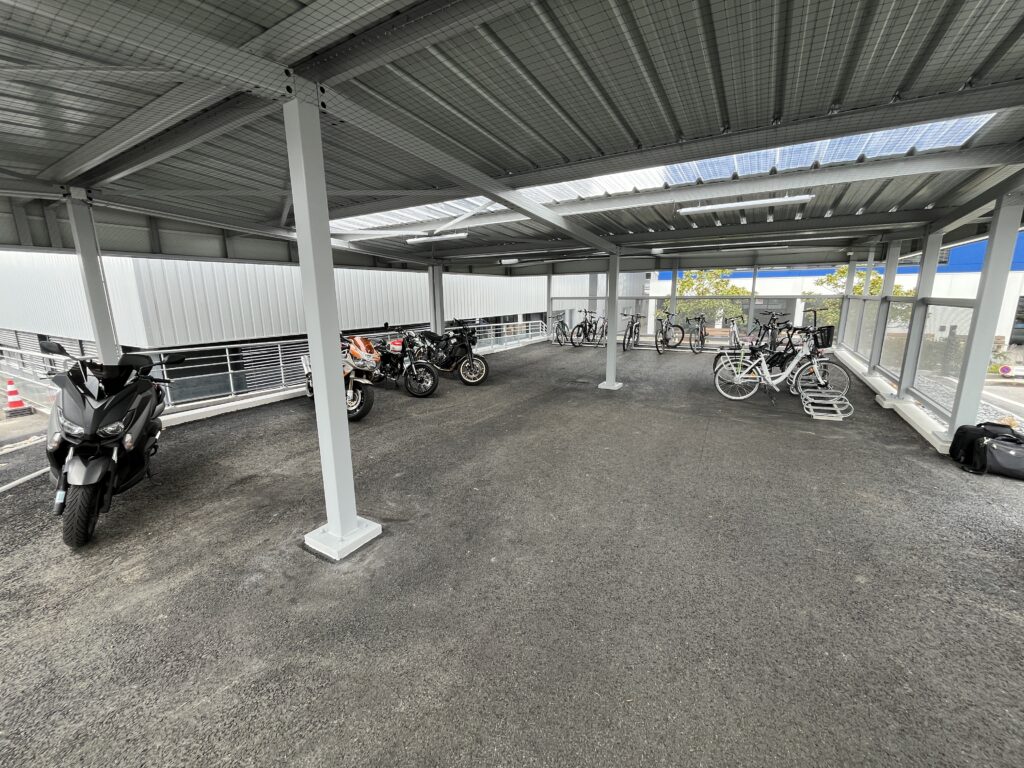 Extension parking et création d'ombrières